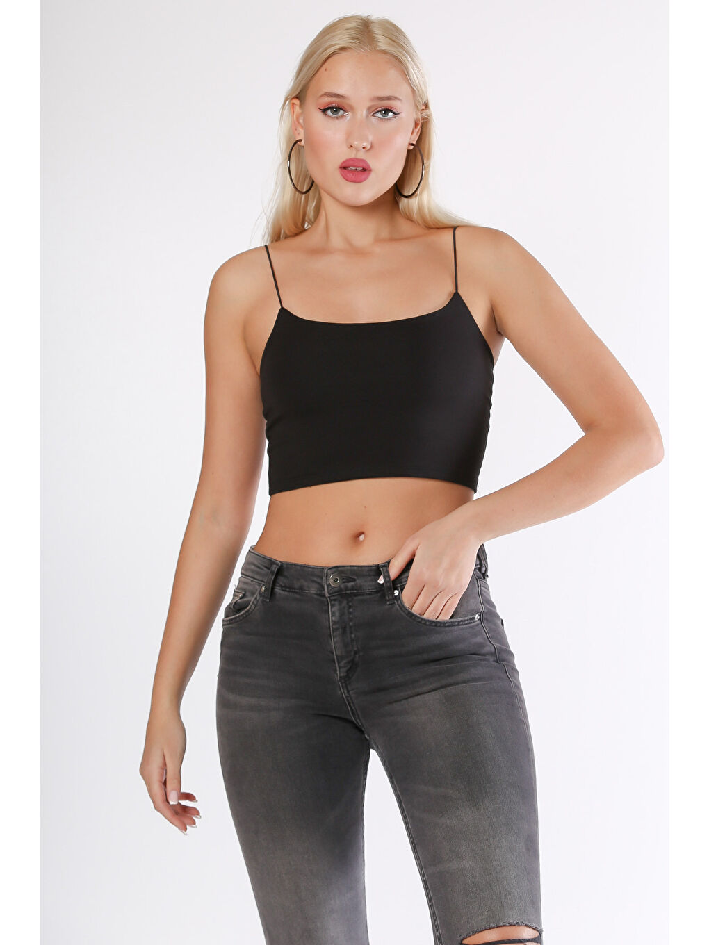 Siyah Askılı Örme Crop-3