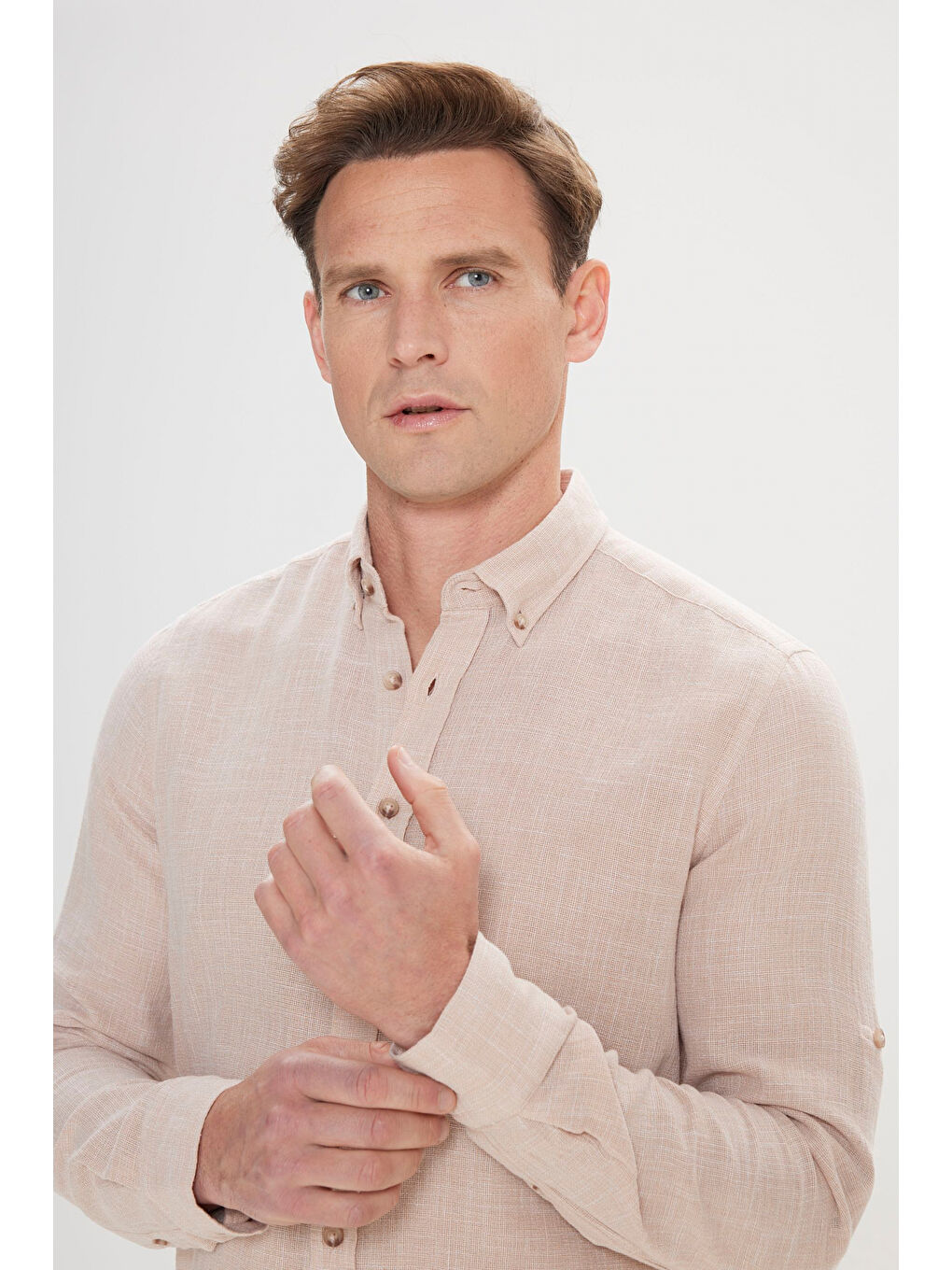 Erkek Koyu Bej Slim Fit Dar Kesim %100 Pamuk Düğmeli Yaka Gömlek-3