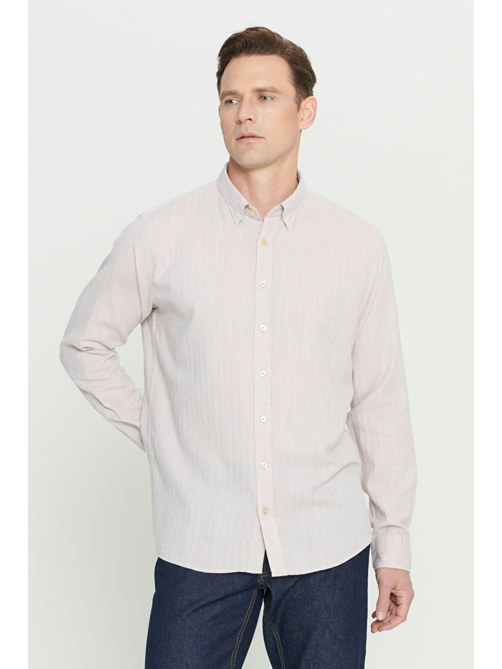 Erkek Bej Comfort Fit Rahat Kesim %100 Pamuk Gizli Düğme Yaka Desenli Gömlek-3