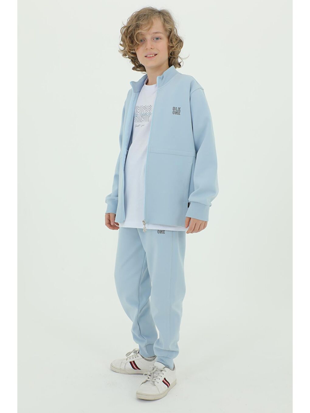 Mavi Erkek Çocuk Dik Yaka Baskı Detaylı Çift Cepli Hırkalı Üç Parça Eşofman Takımı-1