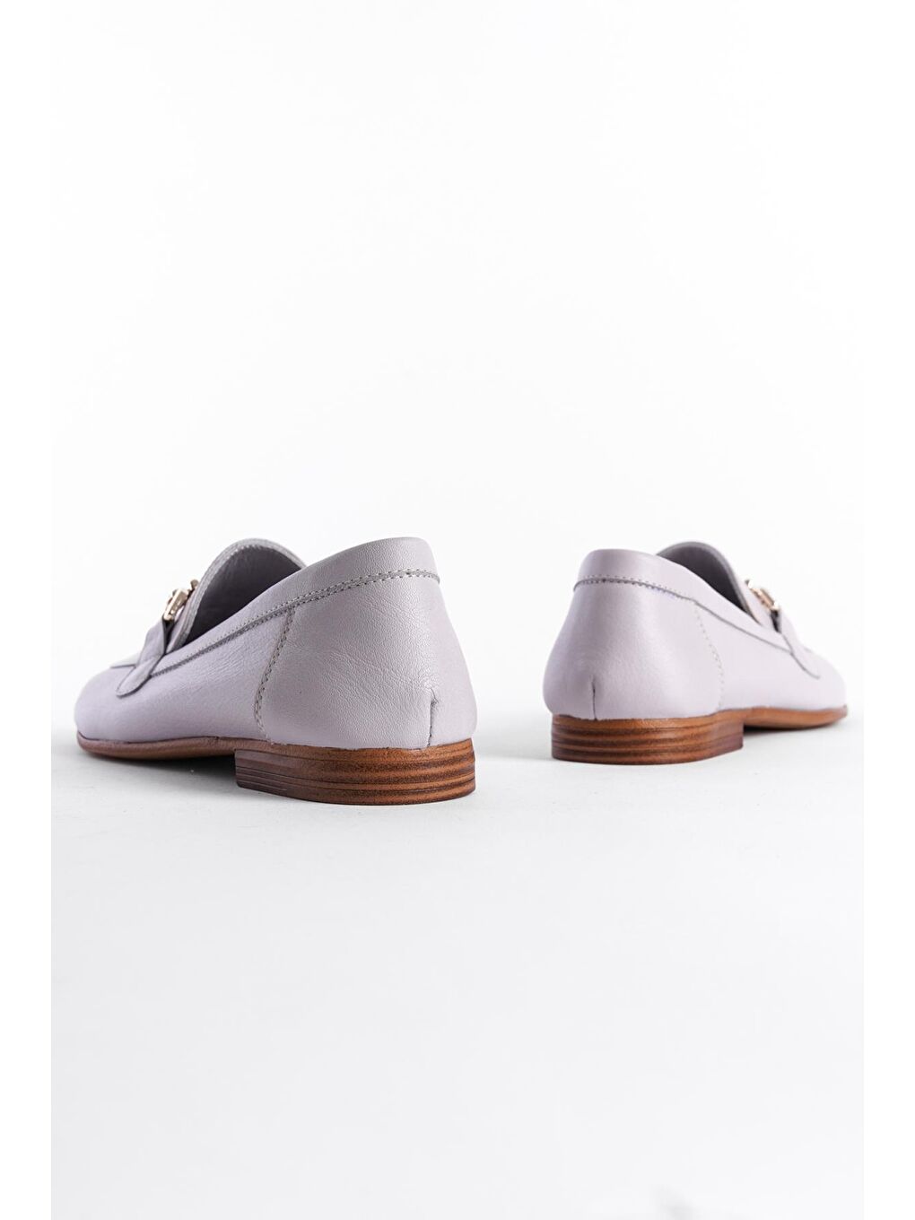 Gri Aplike Detaylı Kadın Babet-1