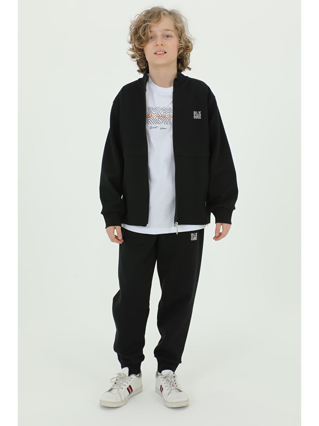 Siyah Erkek Çocuk Dik Yaka Baskı Detaylı Çift Cepli Hırkalı Üç Parça Eşofman Takımı