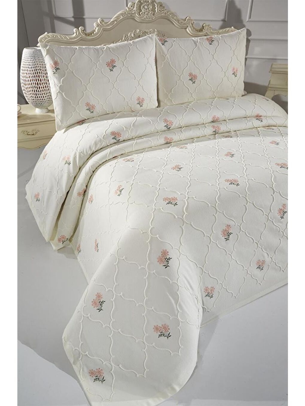 Karışık Nevra Nakışlı Şönil 3 Parça Çift Kişilik Yatak Örtüsü-4