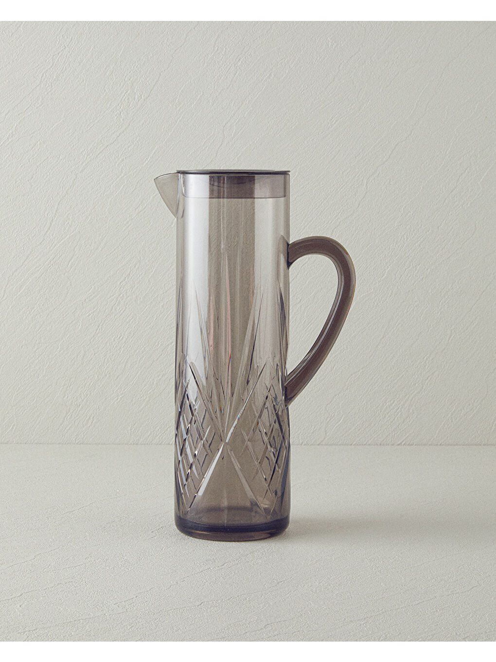 Olivia Akrilik Sürahi Antrasit