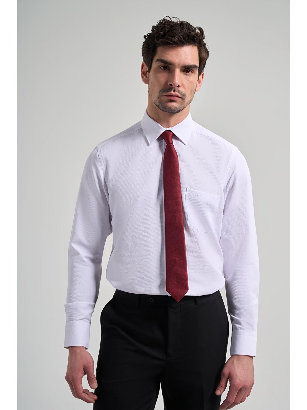 Beyaz Uzun Kol Desenli Armürlü Sert Yaka Cepli Pamuklu Classic Comfort Fit Gömlek 1004250171