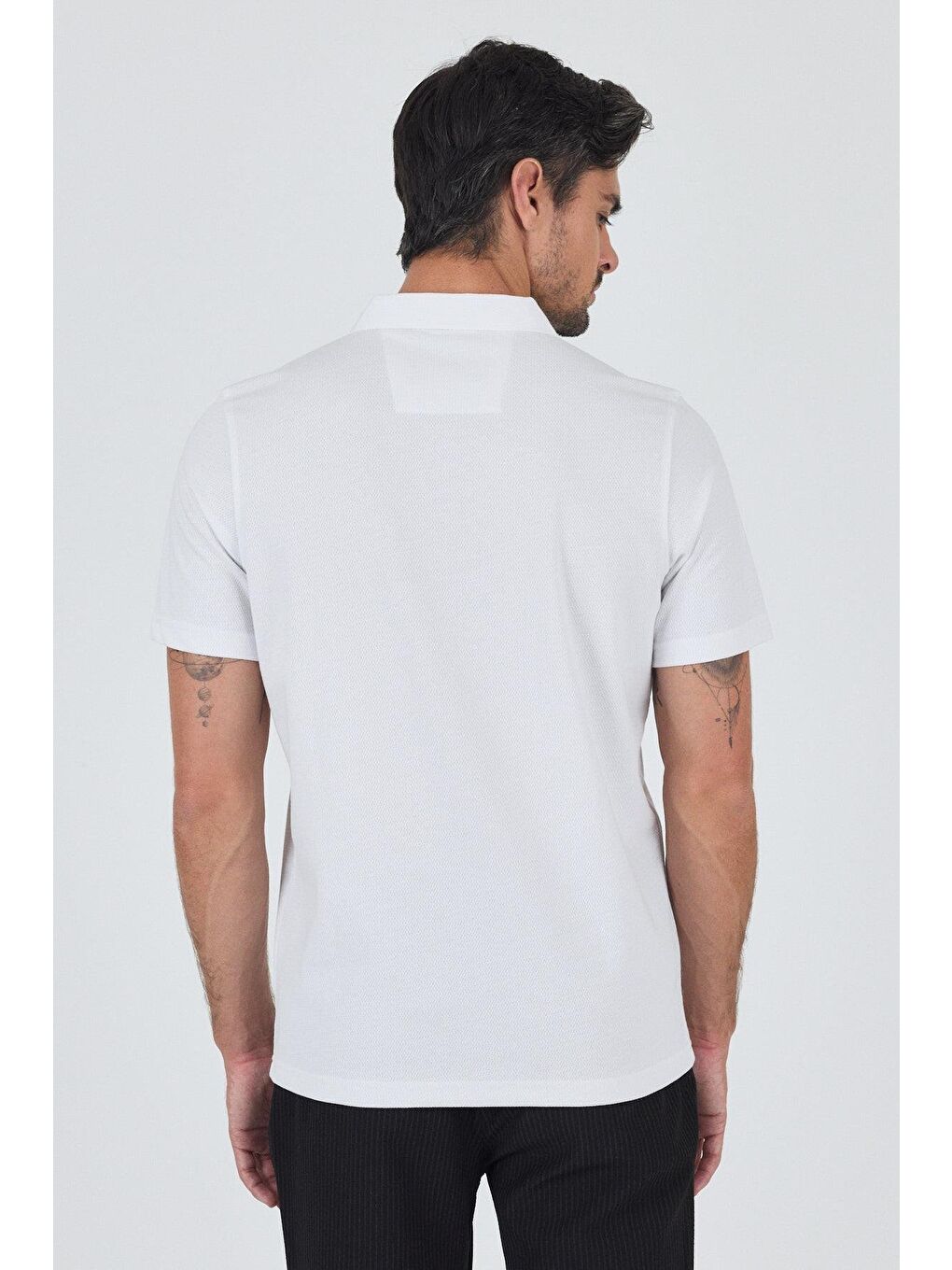 Beyaz Kısa Kol Düz Suprem Polo Yaka Cepsiz Pamuklu Casual Slim Fit Tişört 1011250164_600-4