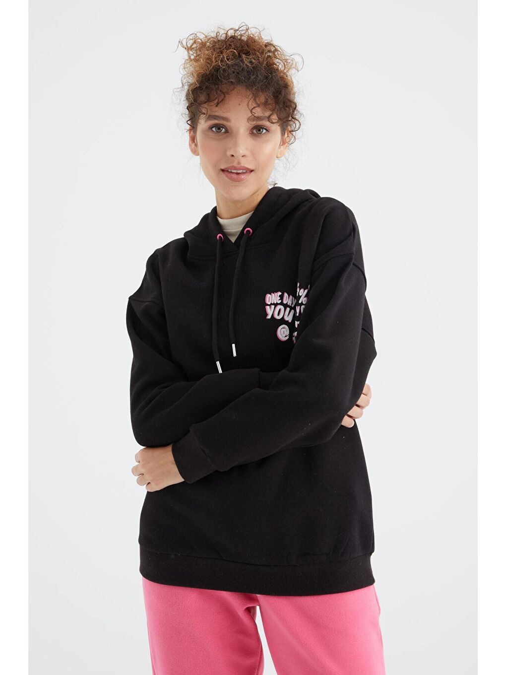 TOMMYLIFE Siyah Kapüşonlu Sırt Baskı Detaylı Oversize Kadın Sweatshirt - 97249 - 2