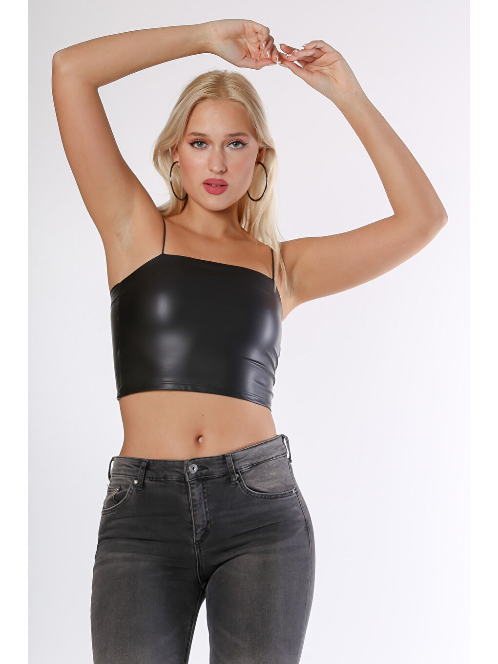 Siyah İnce Askılı Suni Deri Crop-6