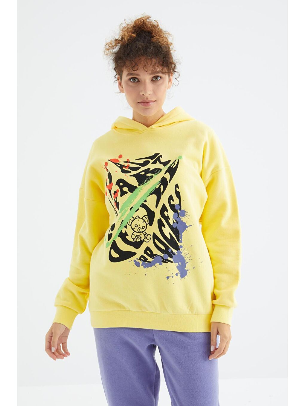 TOMMYLIFE Sarı Limon Ön Baskılı Kapüşonlu Kadın Oversize Kadın Sweatshirt - 97248