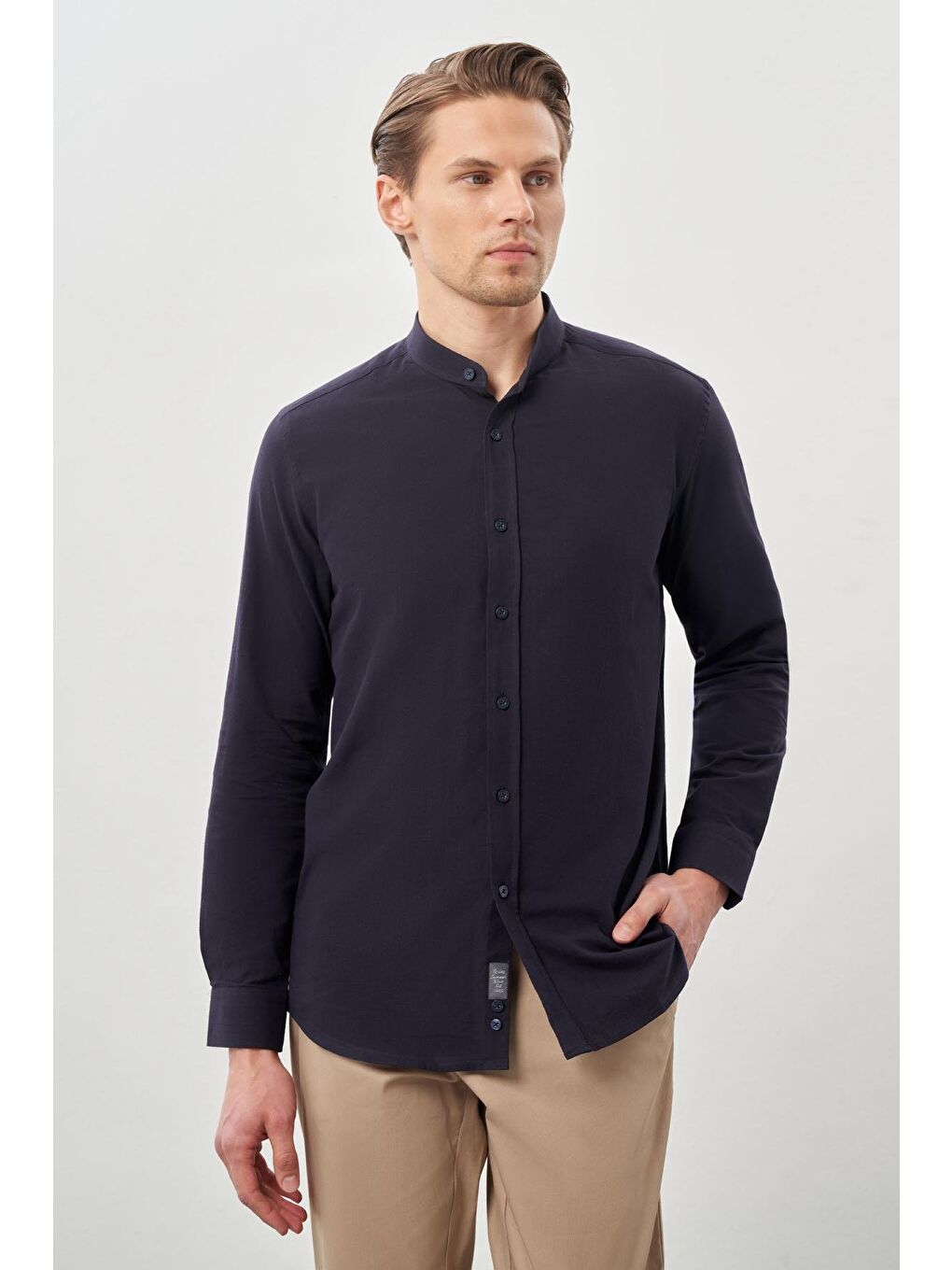 Lacivert Uzun Kol Düz Bez Ayağı Hakim Yaka Cepsiz Pamuk Casual Slim Fit Gömlek 1004245270_201-1