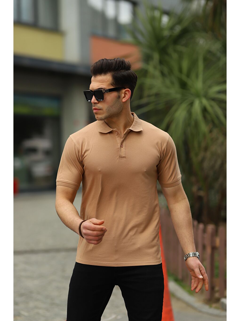 comstar Açık Kahve Erkek Kıvrılmaz Polo Yaka Cepsiz Slim Fit Dar Kesim Düz T-Shirt - 2