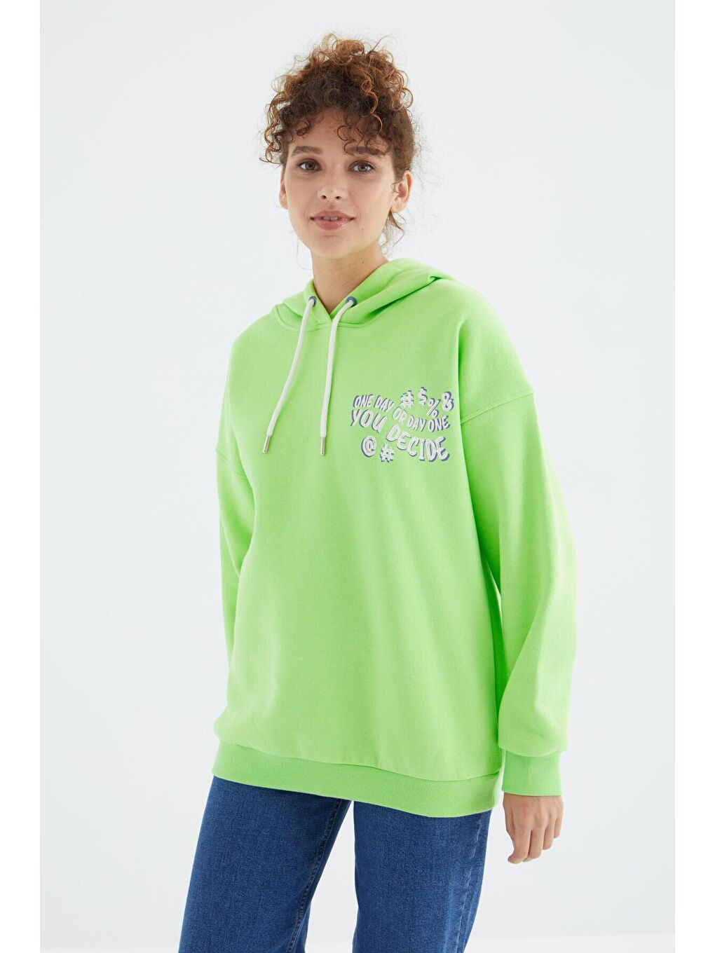Fıstık Yeşil Kapüşonlu Sırt Baskı Detaylı Oversize Kadın Sweatshirt - 97249-2