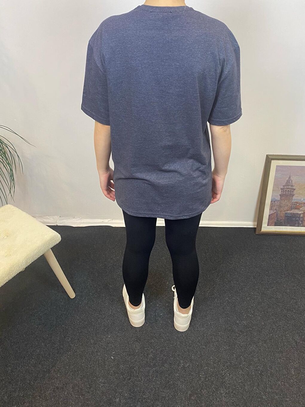 İndigo Kadın Bisiklet Yaka Oversize Kalıp New York Baskılı Tişort SPR24TSk112-1