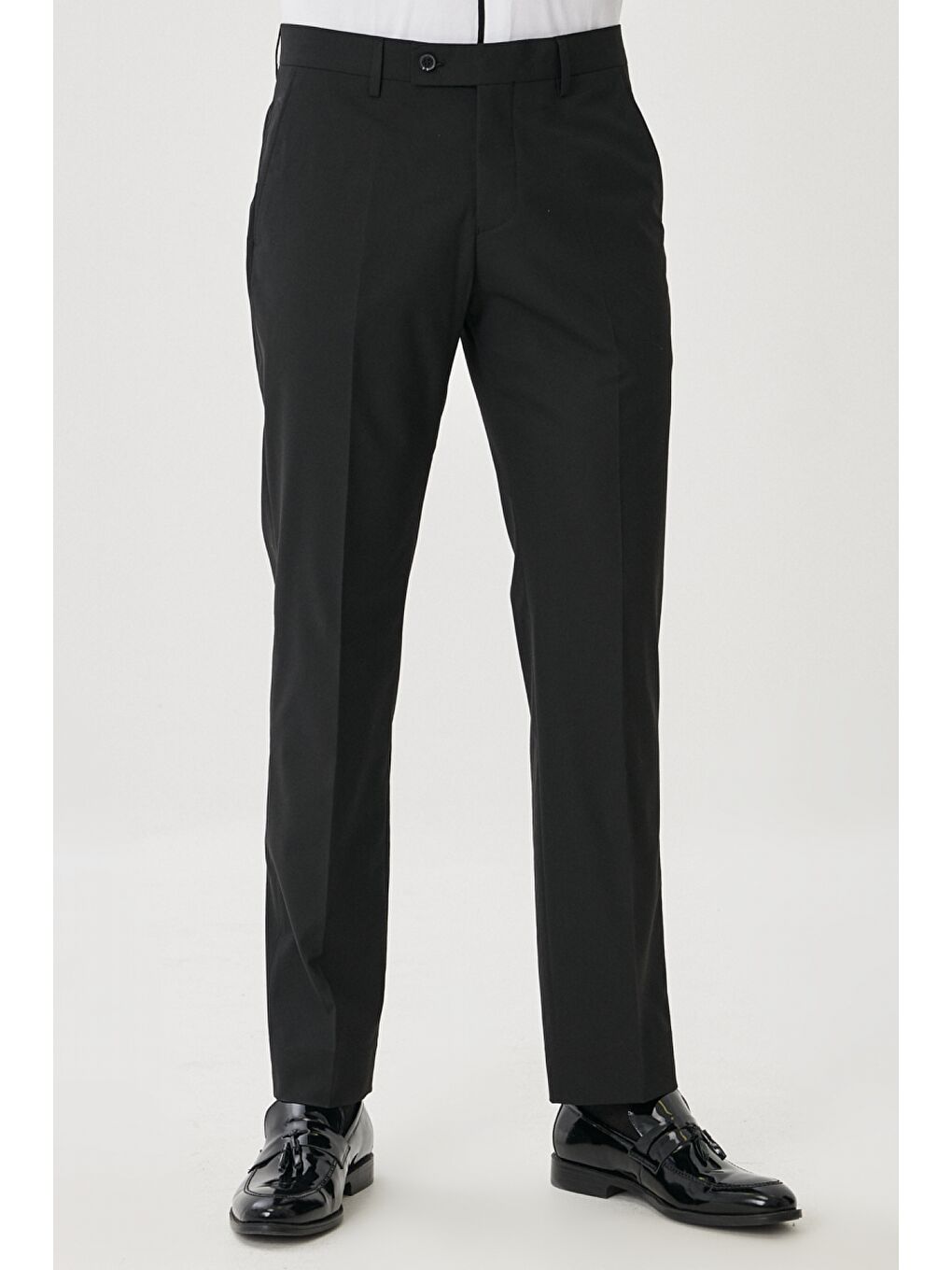 Erkek Siyah Regular Fit Geniş Kesim Yan Cepli Pantolon