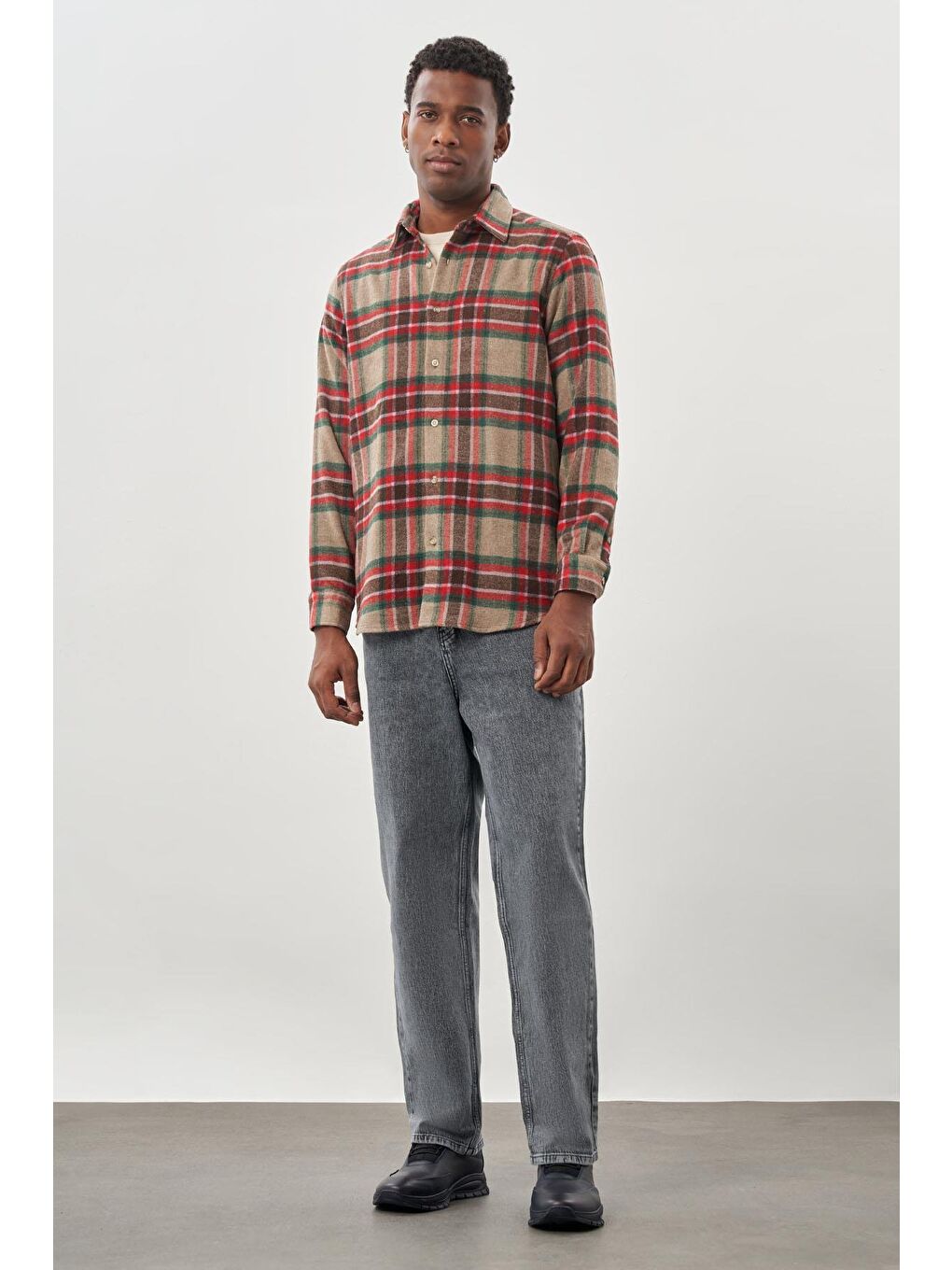 Mürdüm Yünlü Ekose Desen Yumuşak Yaka Cepsiz Uzun Kol Casual Comfort Fit Gömlek 1004245227-1