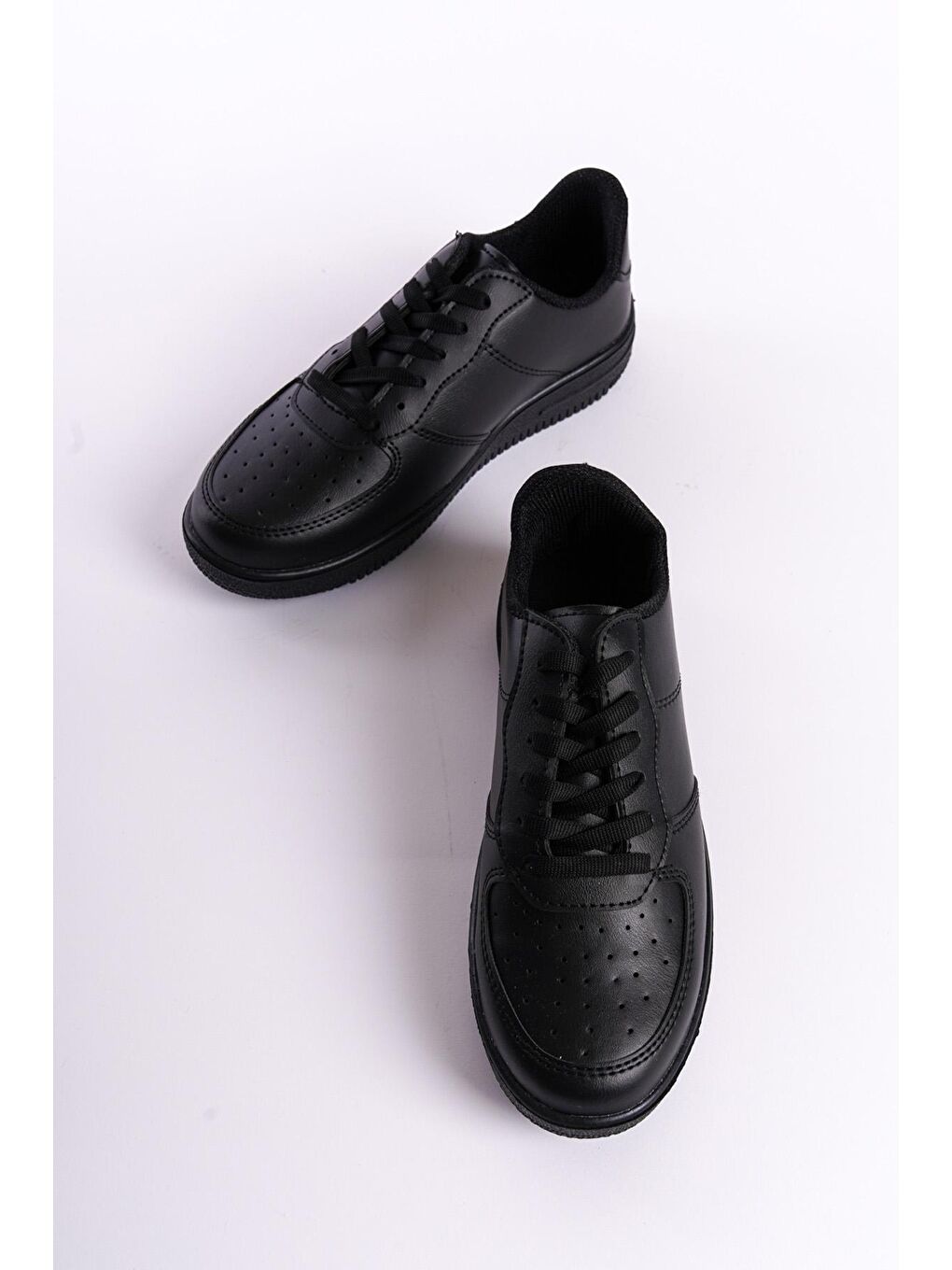 Siyah Klasik Düz Kadın Sneaker-3