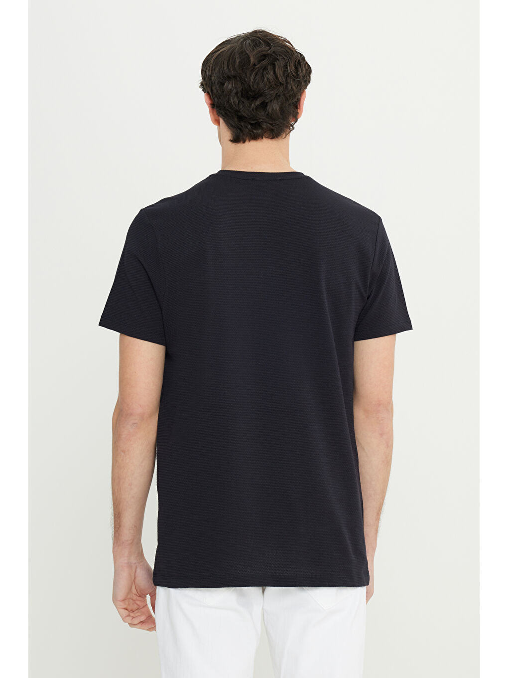 Erkek Siyah Pamuklu Slim Fit Dar Kesim Bisiklet Yaka Esnek Tişört-4