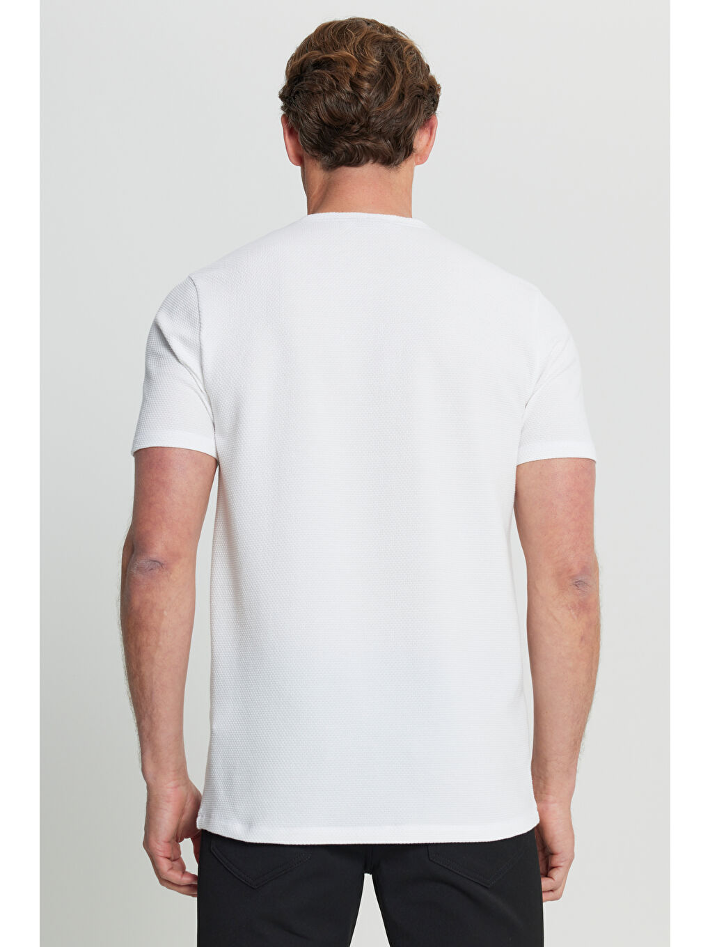 Erkek Beyaz Pamuklu Slim Fit Dar Kesim Bisiklet Yaka Esnek Tişört-4