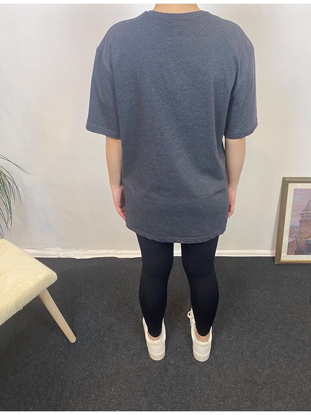 Antrasit Kadın Bisiklet Yaka Oversize Fit N Baskılı Tişort SPR24TSK113-1