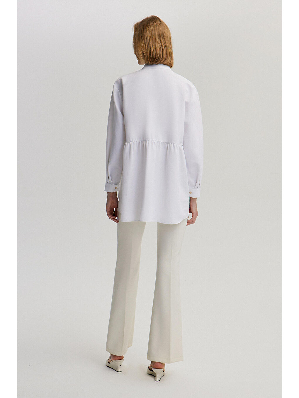 Beyaz Büzgü Detaylı Poplin Tunik-3