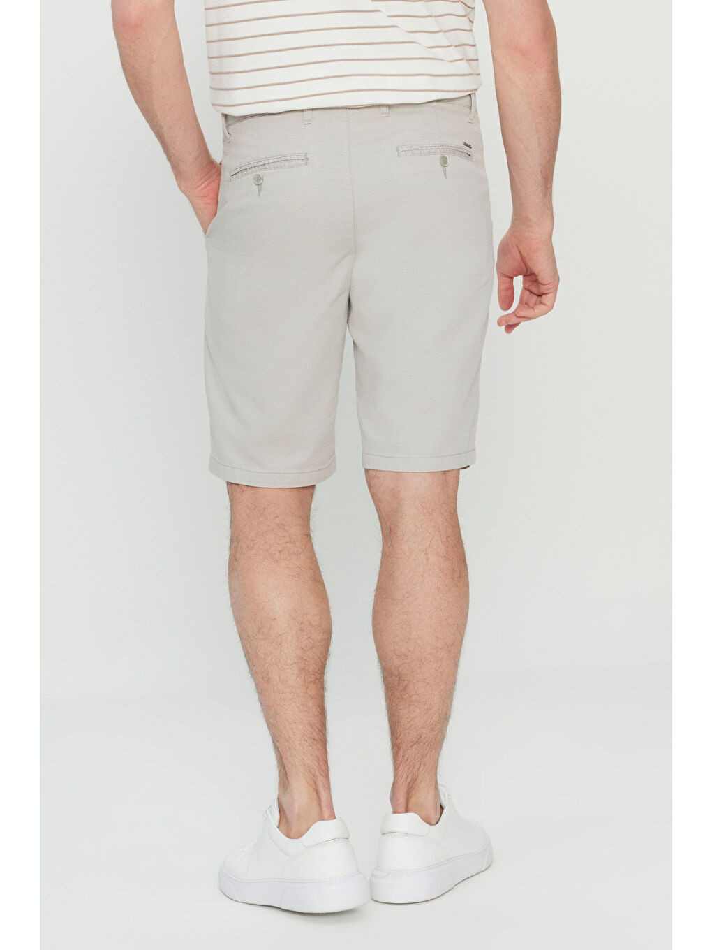 Bej Erkek Taş Slim Fit Dar Kesim Yan Cepli Gofre Desenli Şort-4