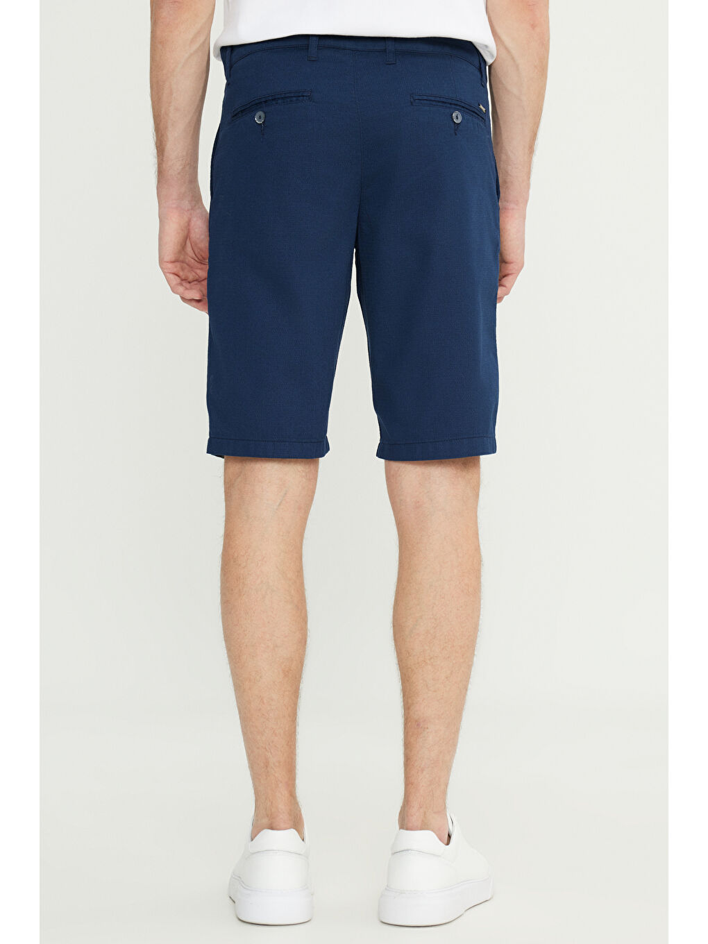 Erkek Lacivert Slim Fit Dar Kesim Yan Cepli Gofre Desenli Şort-4