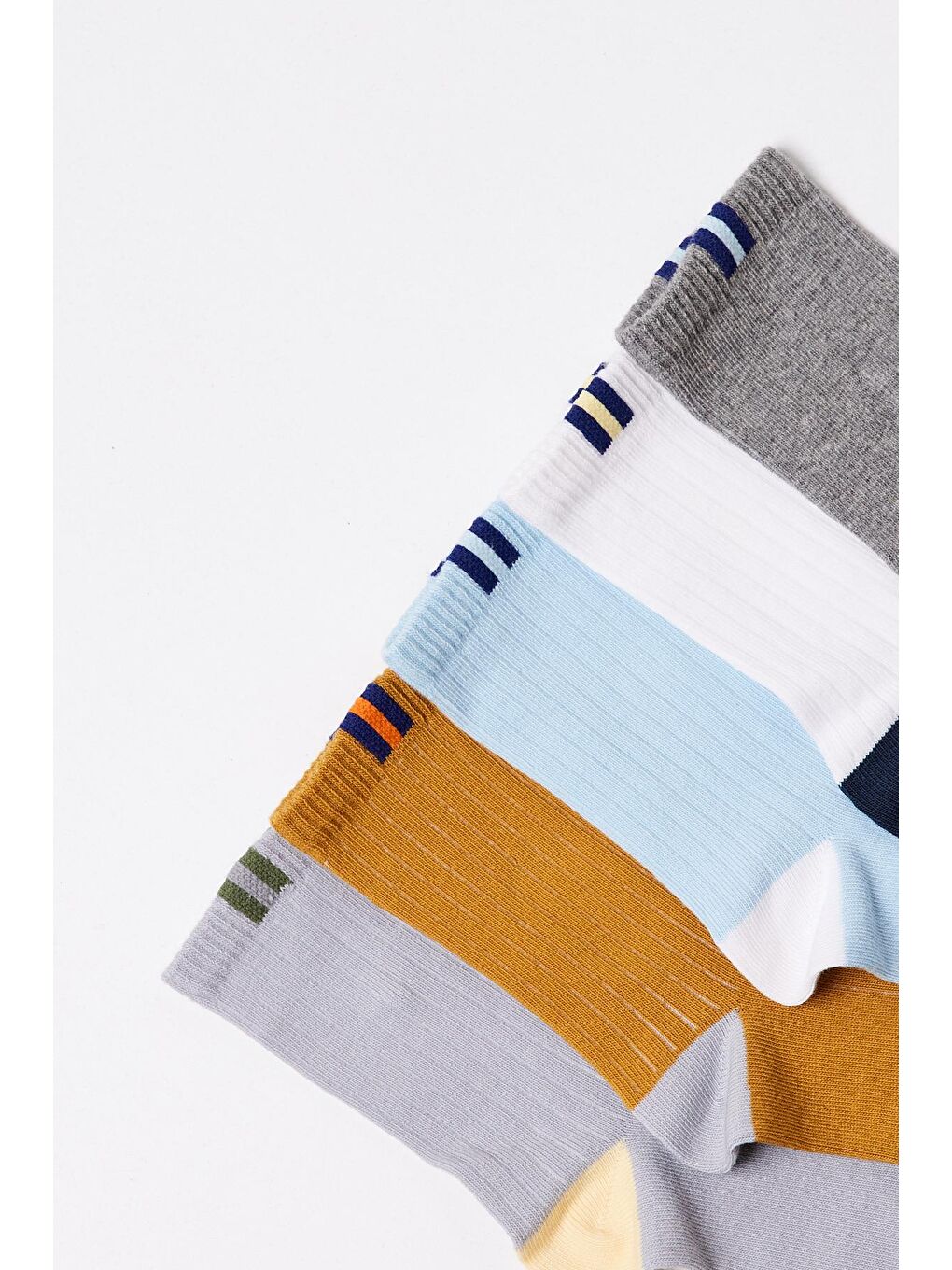 Karışık 5'Li Paket Erkek Çocuk Pamuklu Soket Çorap Çok Renkli-1