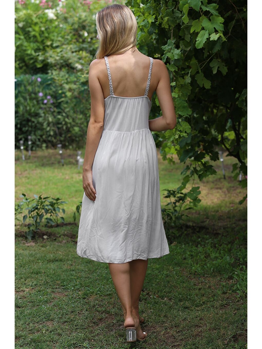 İtalyan Bej Askılı Dantelli Fistolu Dokuma Casual Elbise-7