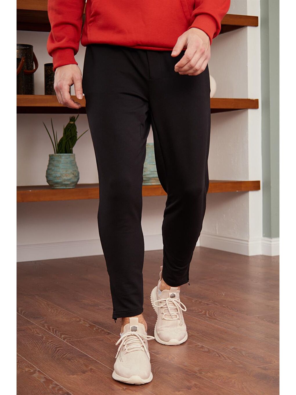 Erkek Fermuar Detaylı Jogger Eşofman Altı Siyah-3