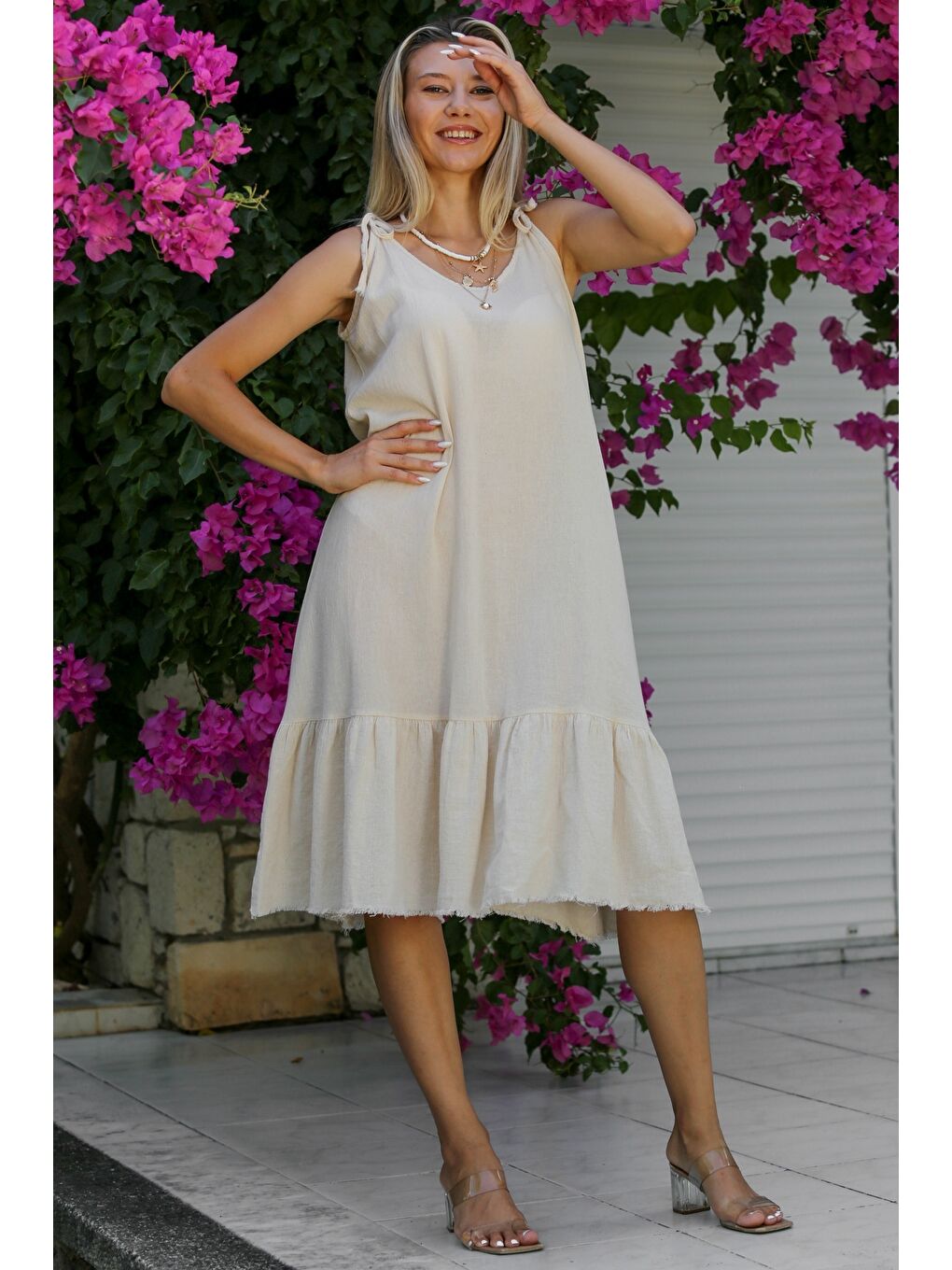 Ekru Askılı Yıkamalı Etek Ucu Fırfırlı Dokuma Casual Pamuklu Elbise-2