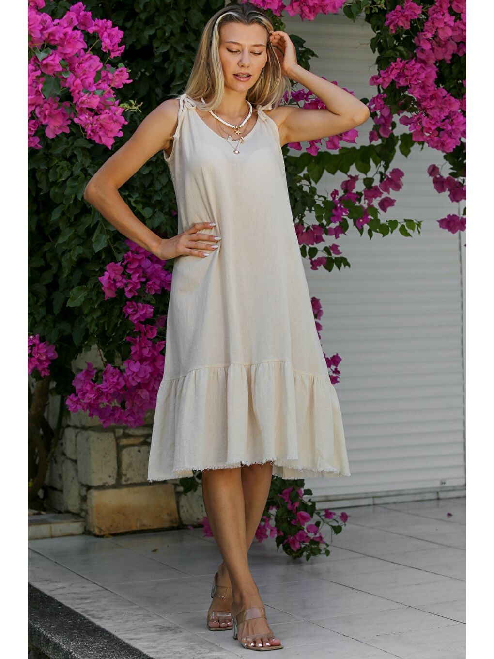 Ekru Askılı Yıkamalı Etek Ucu Fırfırlı Dokuma Casual Pamuklu Elbise-3