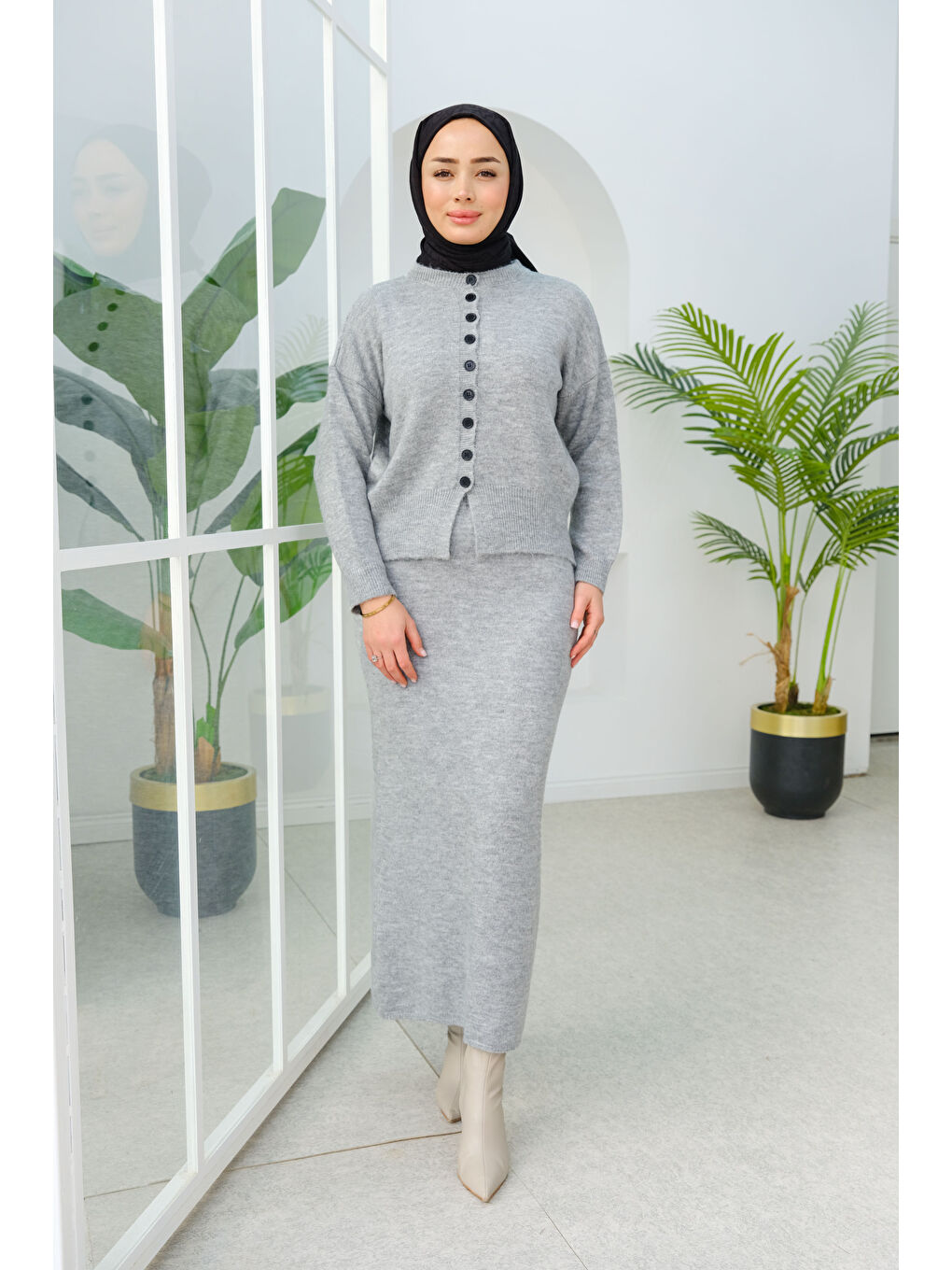 Düğme Detaylı Etekli İkili Takım Gri-1