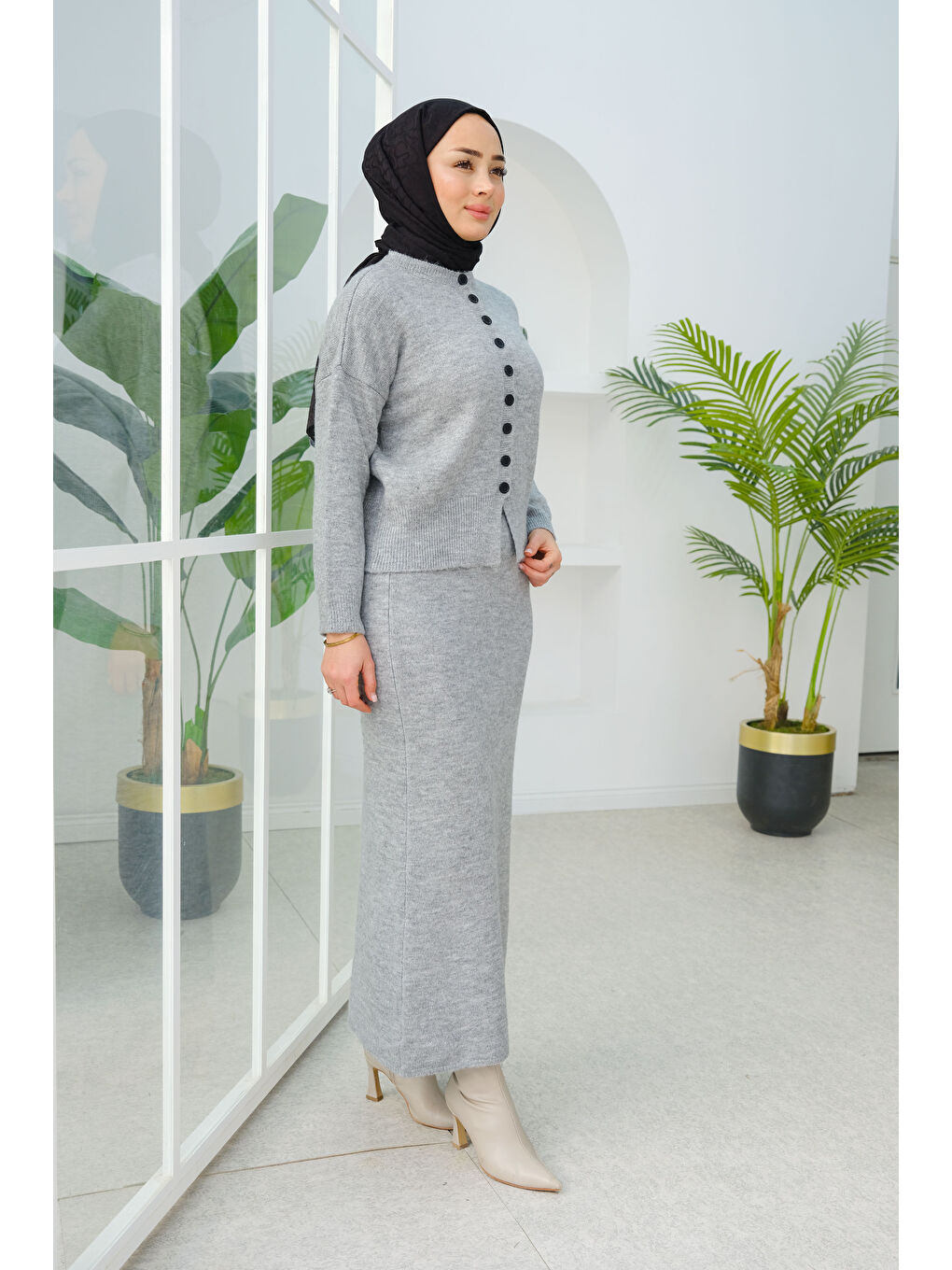 Düğme Detaylı Etekli İkili Takım Gri-2