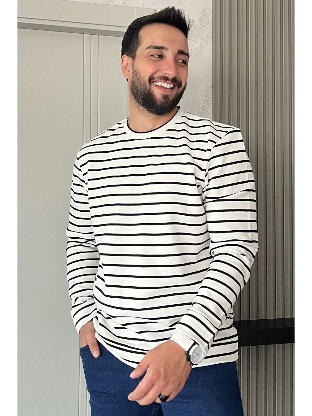 Ekru Erkek Bisiklet Yaka Çizgi Desenli Sweatshirt-1