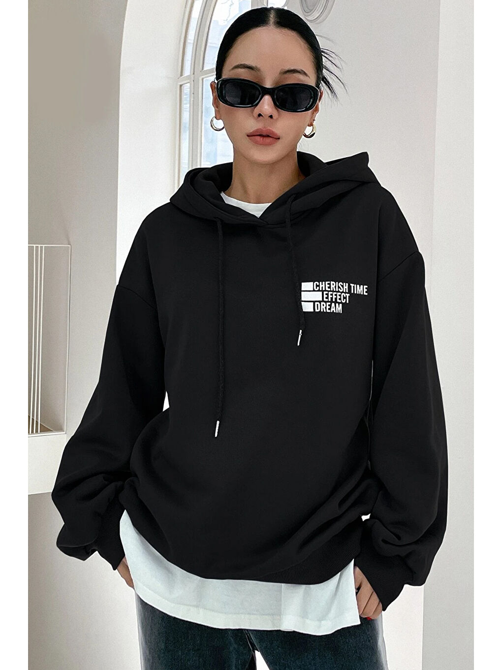 uyguntarz Siyah Unisex Cherish Time Baskılı Sweatshirt