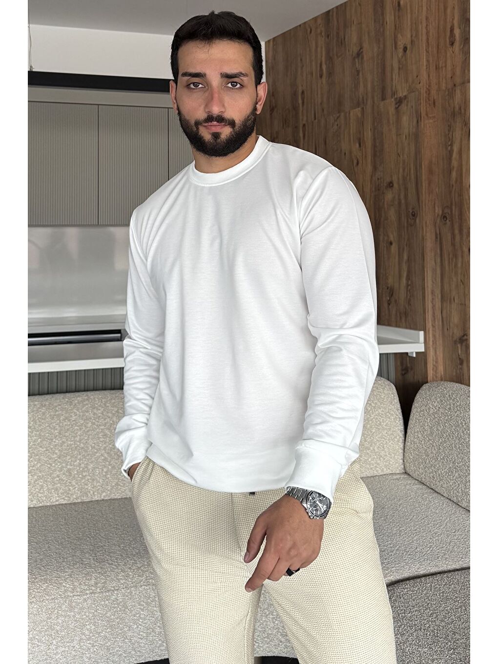 Ekru Erkek Bisiklet Yaka Basic Sweatshirt-1