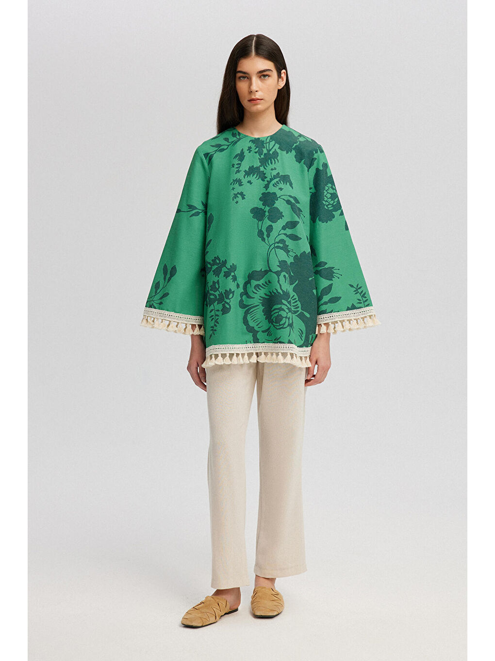 Yeşil Püskül Dantel Detaylı Doğal Dokulu Tunik