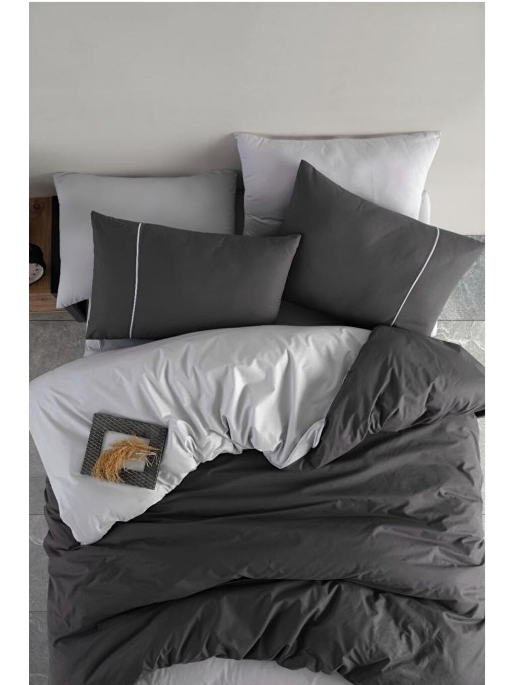 Karışık Berlin %100 Pamuklu Çift Taraflı Çift Kişilik Nevresim Takımı