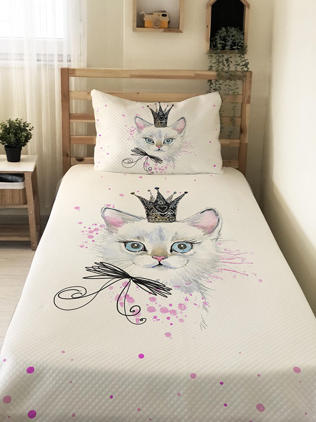 EVMİLA Karışık Kedi Desenli Soft Baskılı Tek Kişilik 160x220 Cm Pike- Beyaz