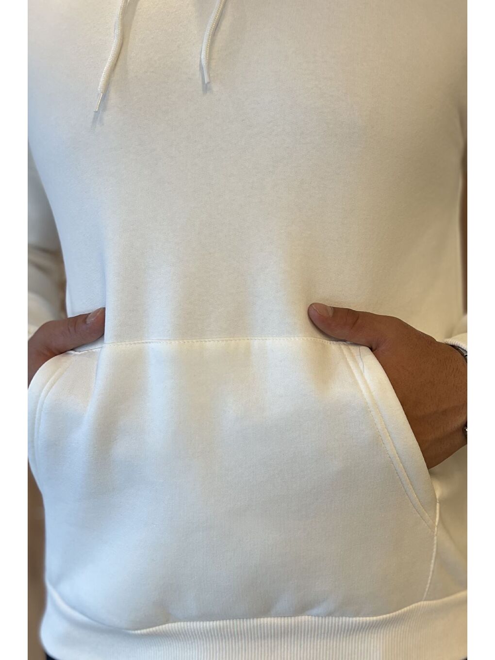 Ekru Erkek Kapüşonlu Kanguru Cepli Şardonlu Sweatshirt-2