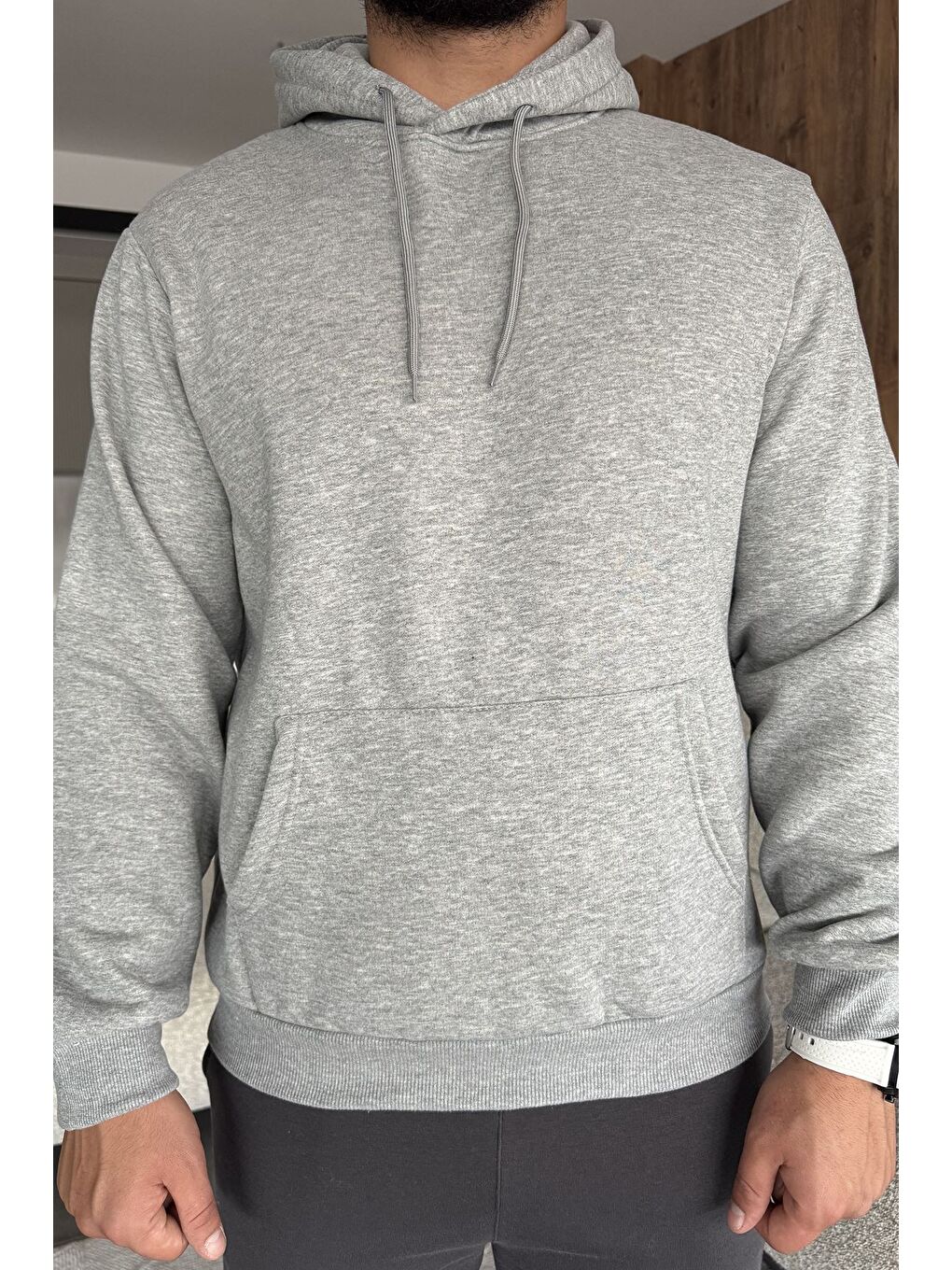 Gri Erkek Kapüşonlu Kanguru Cepli Şardonlu Sweatshirt-2