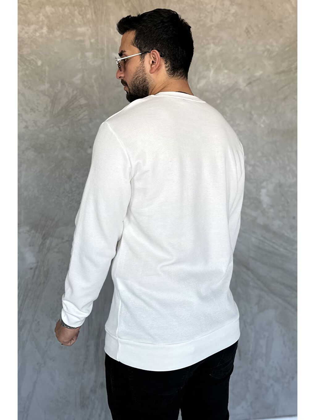 Ekru Bisiklet Yaka Baskı Detaylı Erkek Sweatshirt-3