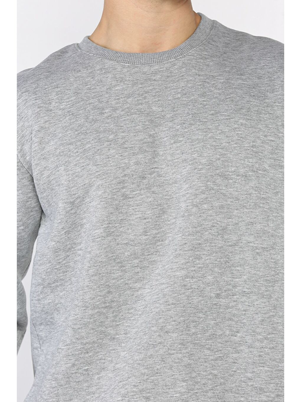 Gri Erkek Bisiklet Yaka Şardonlu Basic Sweatshirt-3