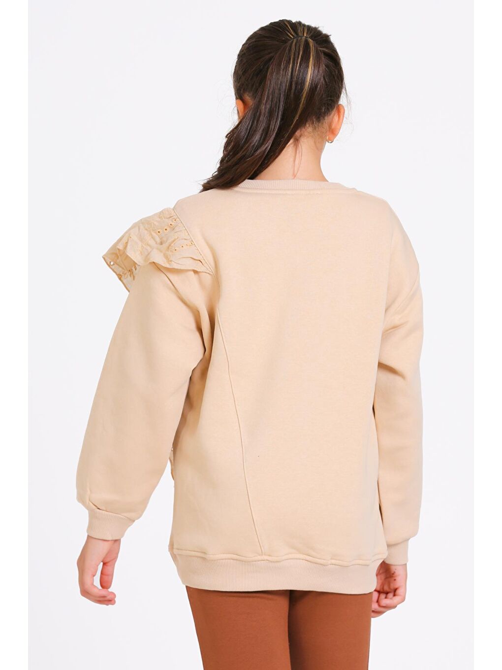 Kız Çocuk Bej Bisiklet Yaka Dantel Detaylı 4-12 Yaş Sweatshirt - 23177-4-4