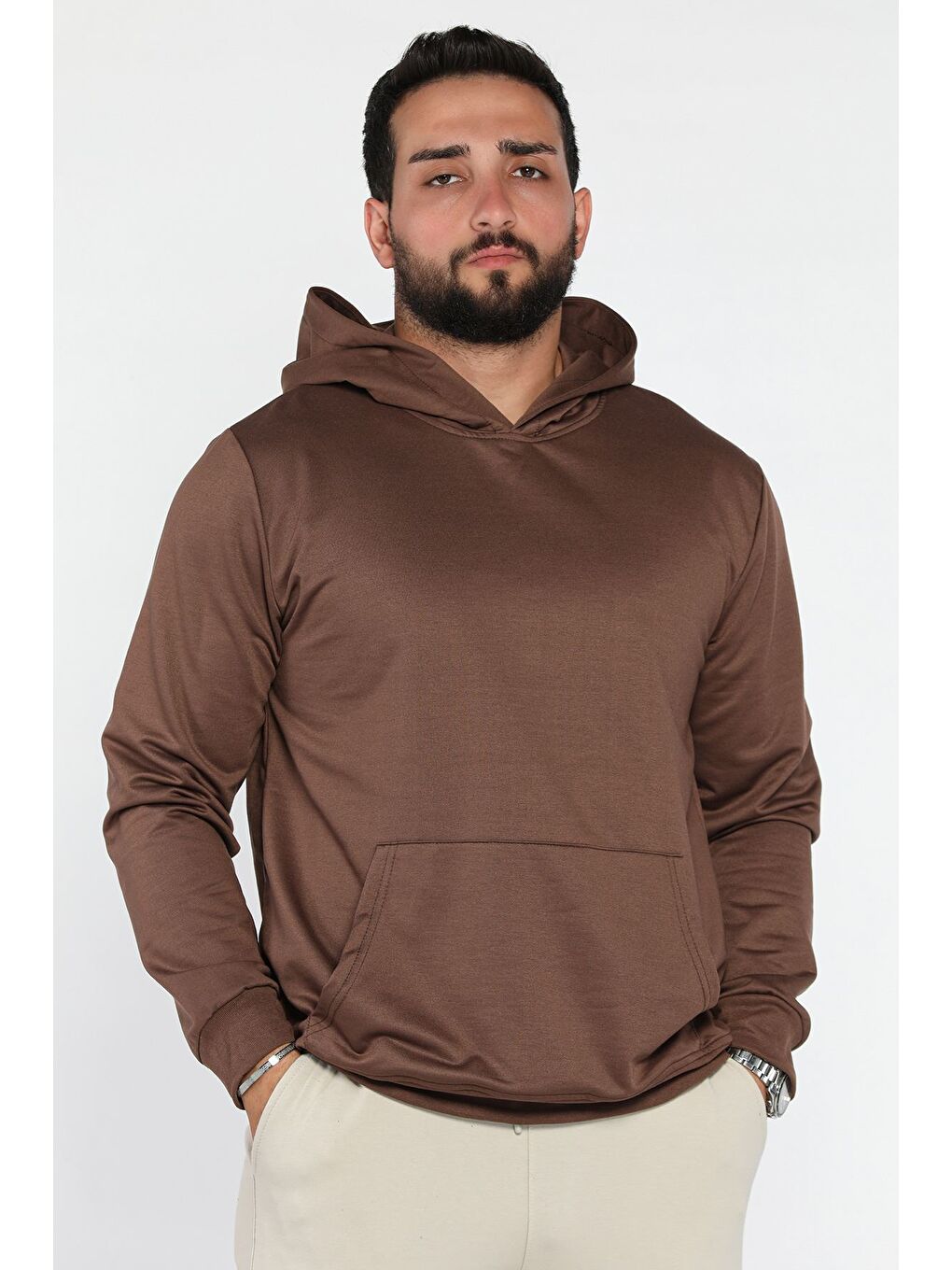 Kahverengi Kapüşonlu Kanguru Cepli Sweatshirt