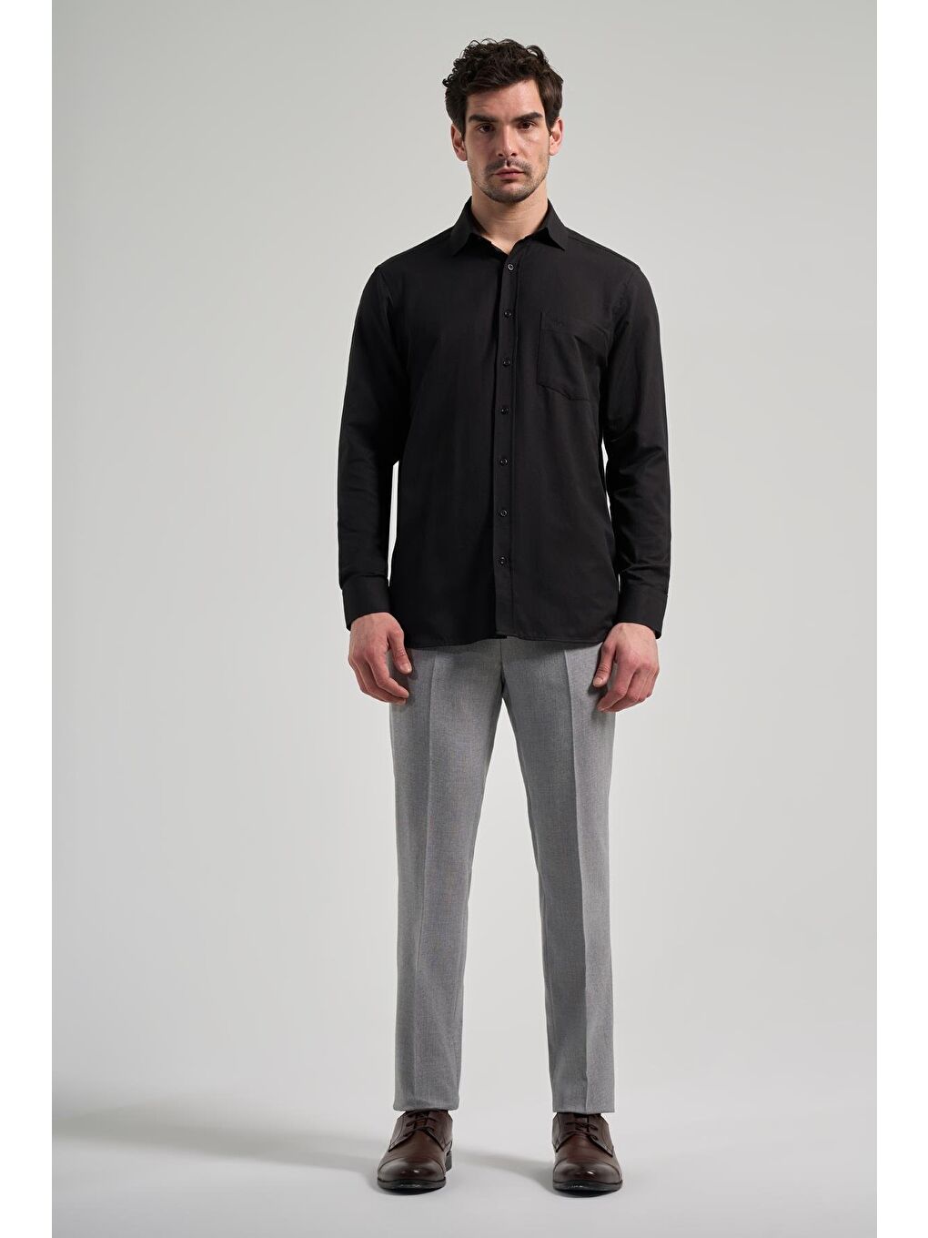 Siyah Sert Yaka Düz Classic Pamuklu Comfort Fit Gömlek 1004250213-1