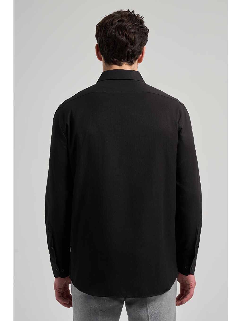 Siyah Sert Yaka Düz Classic Pamuklu Comfort Fit Gömlek 1004250213-4