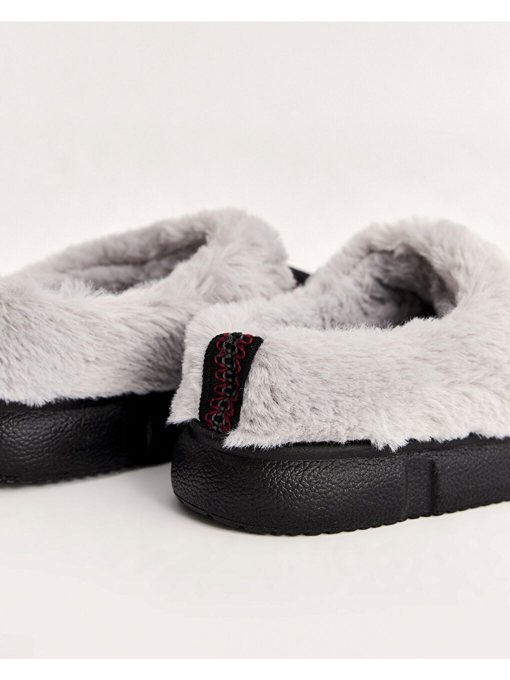 Siyah Kadın Etnik Desenli Ev İçi Ayakkabı - Emma-3