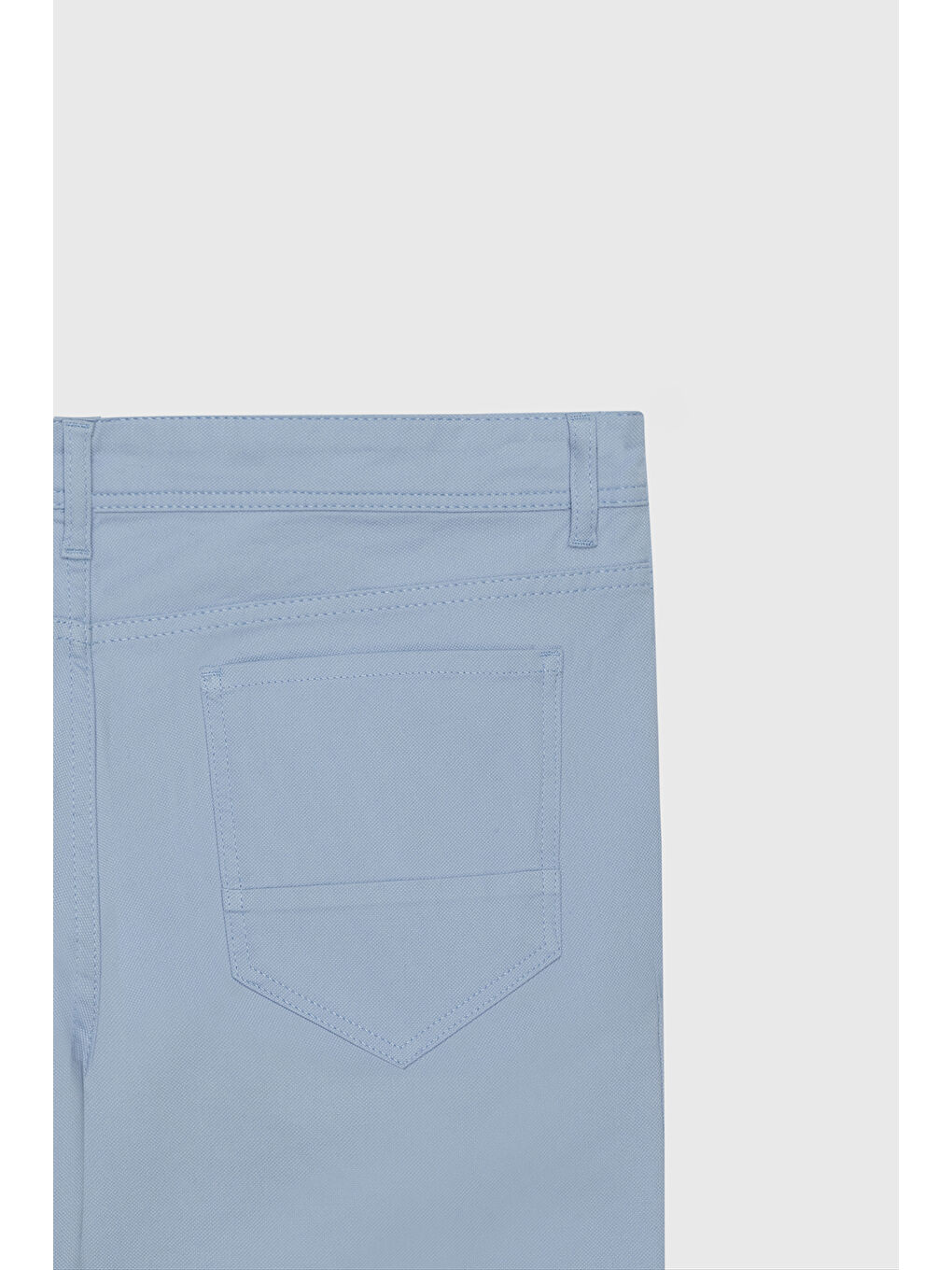 Erkek Açık Mavi Slim Fit Dar Kesim Yan Cepli Gofre Desenli Şort-9