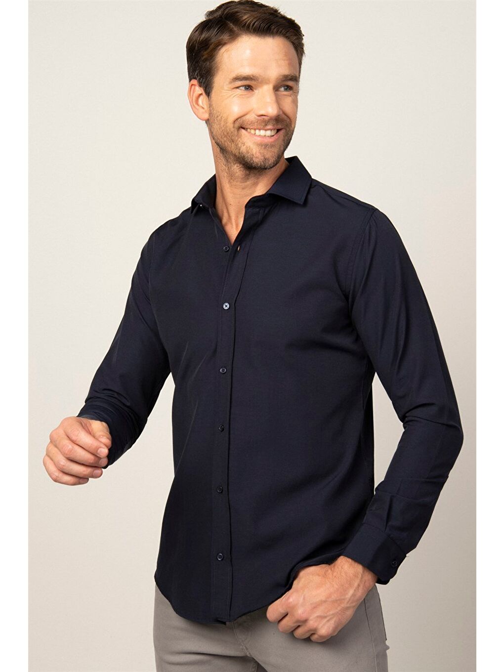 Slim Fit Uzun Kollu Pamuklu Kolay Ütü Erkek Lacivert Gömlek